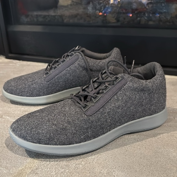 BEARPAW Benjamin Runner,wool upper,comfort foot bed, mesh lining, EVA outsole - Picture 3 of 12